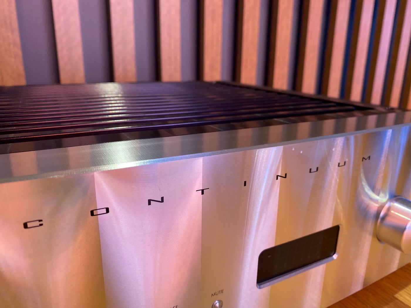 Jeff Rowland Continuum S2 Integrated Amplifier with DAC - Consignment