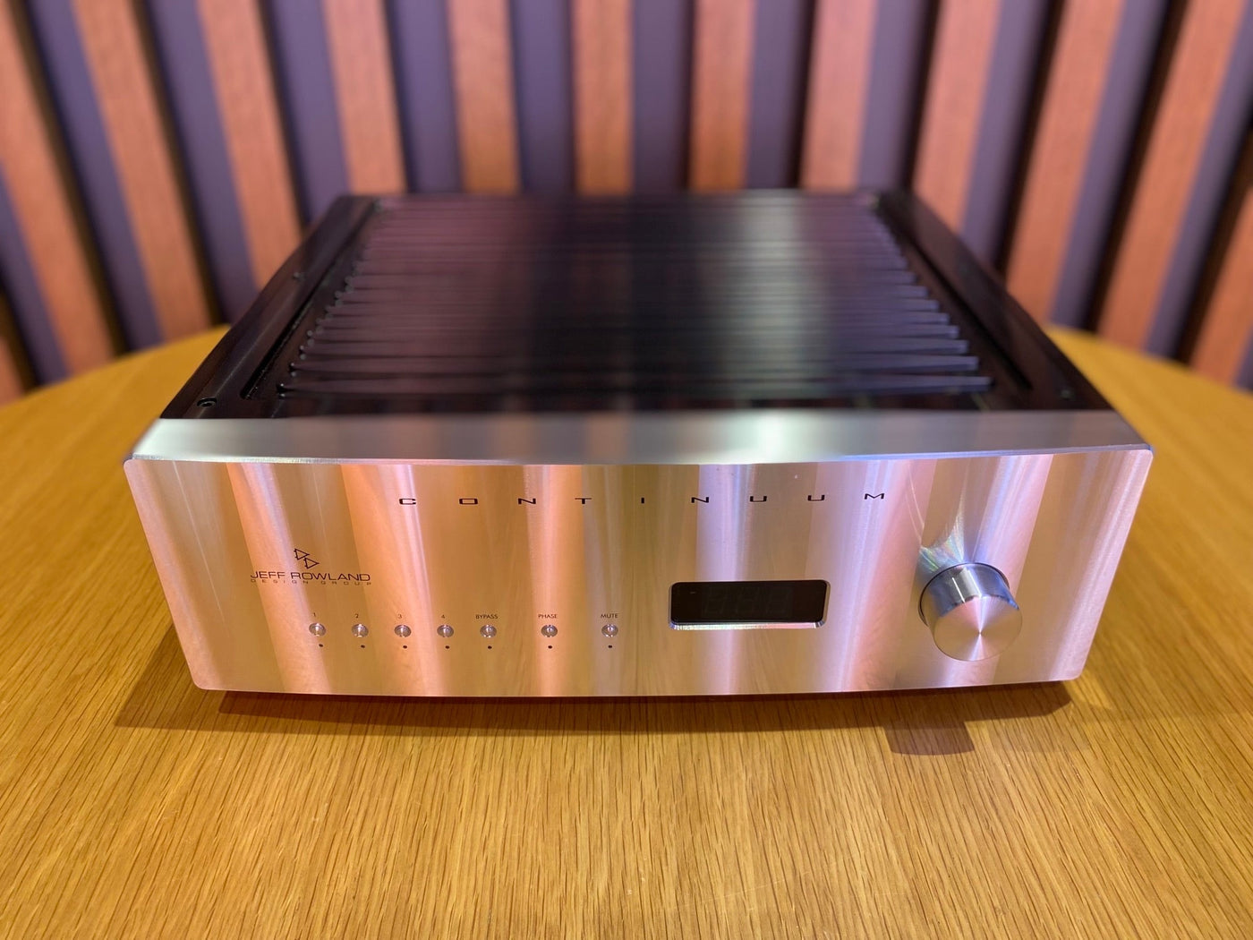 Jeff Rowland Continuum S2 Integrated Amplifier with DAC - Consignment