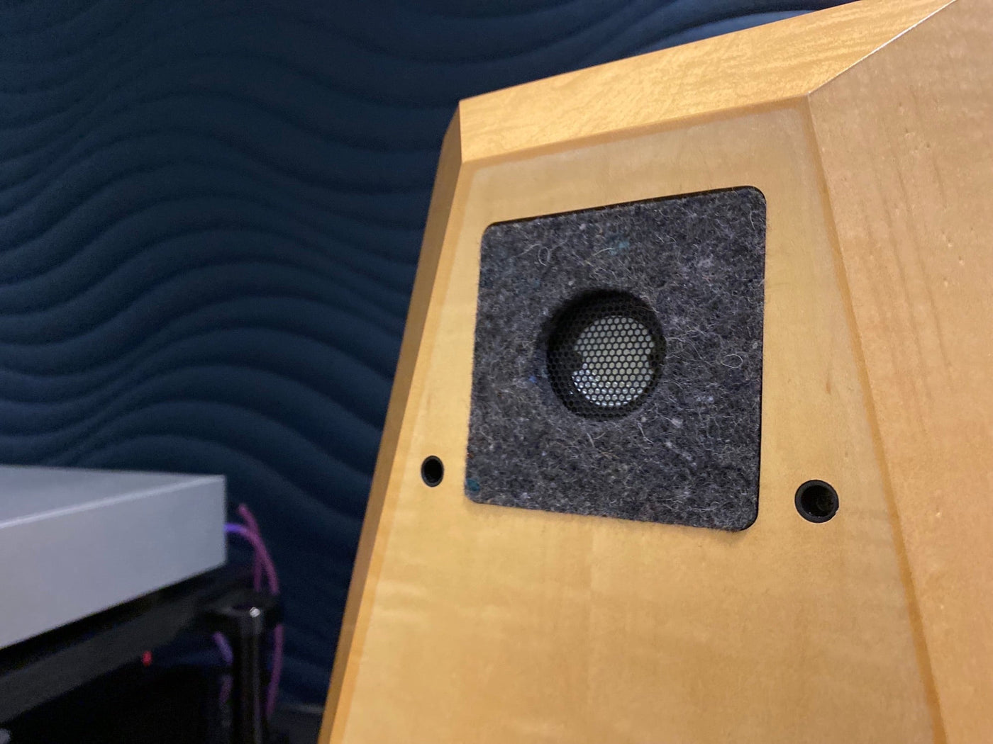Avalon Acoustics Transcendent Speakers - Consignment